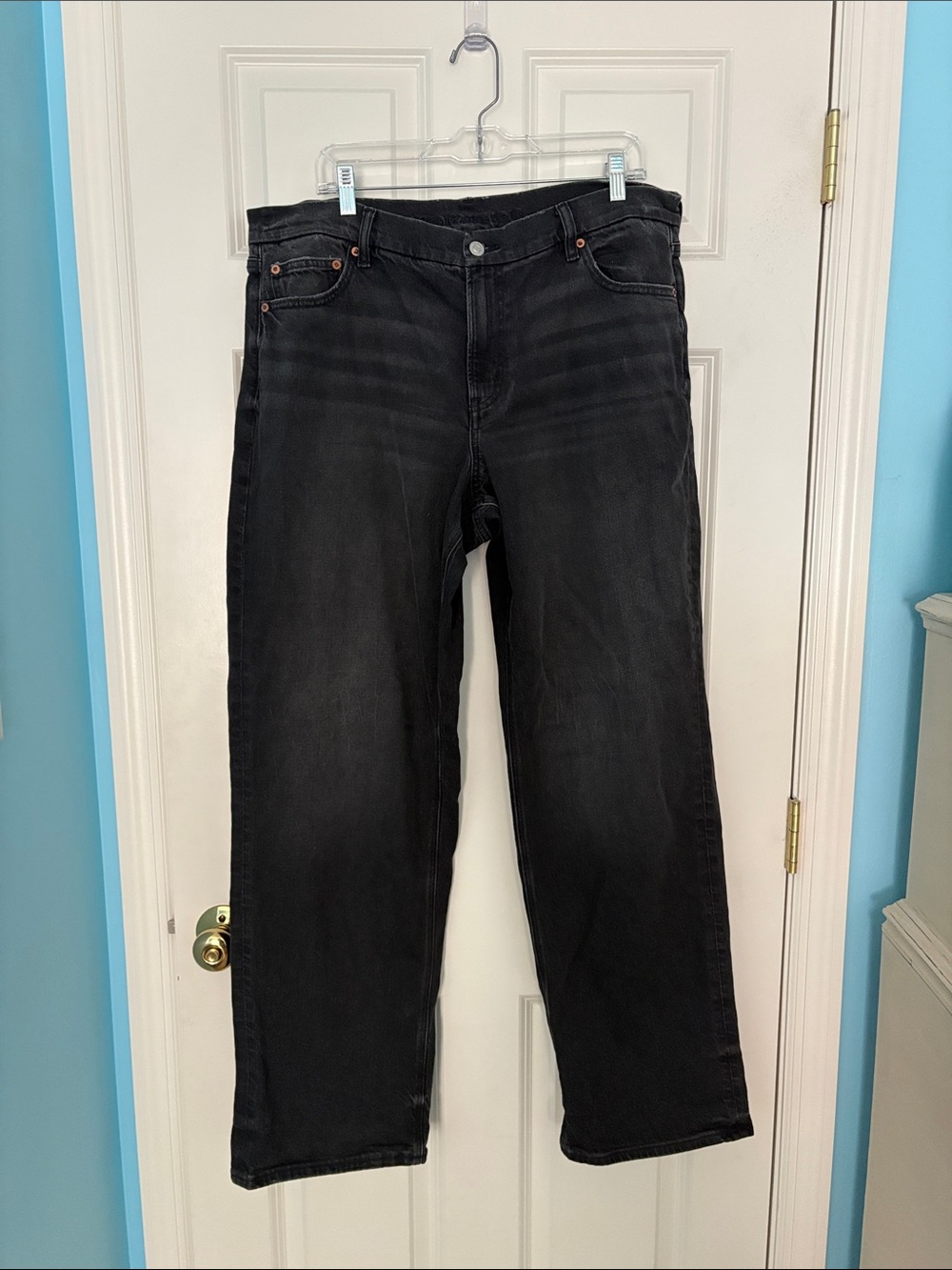 American Eagle Outfitters Black Relaxed Straight Jeans